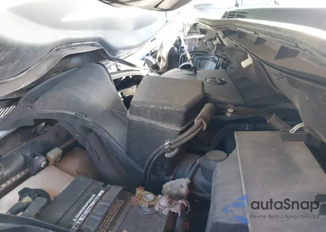 2014 Toyota Sienna Le V6 8 Passenger z USA, uszkodzony, nr VIN 5TDKK3DC4ES465622